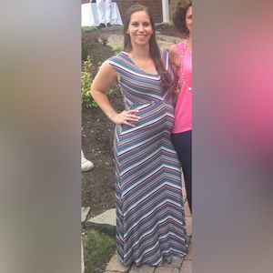 Jessica Simpson Maternity Dress